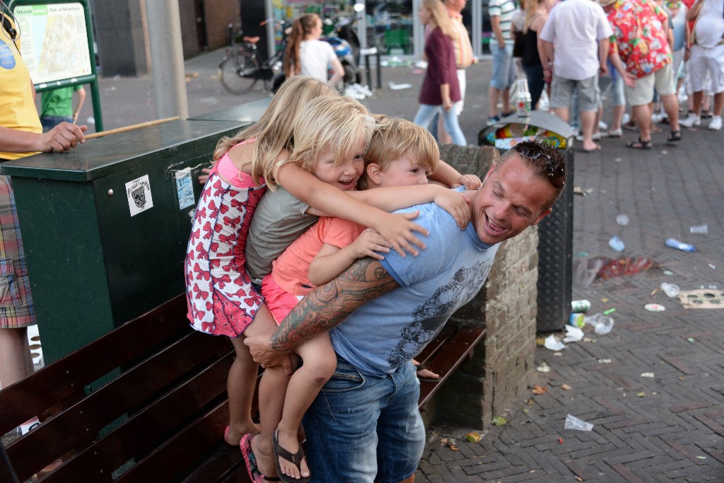 ../Images/Zomercarnaval Noordwijkerhout 386.jpg